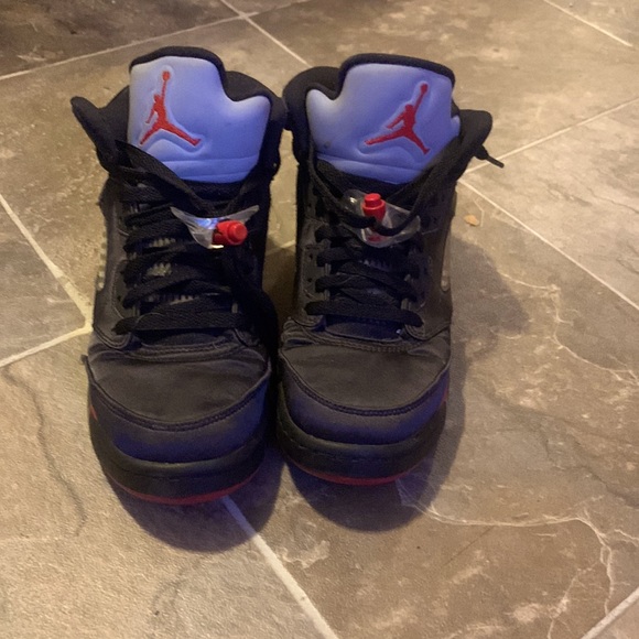 Jordan retro satin bred size 7 barely worn - Picture 1 of 3